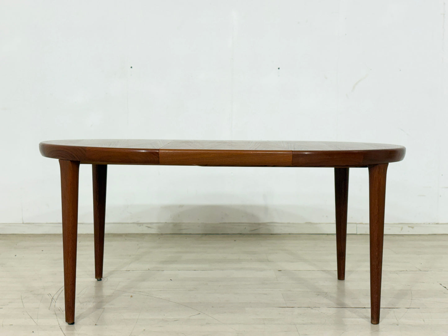 Danish Teak Couchtisch / Mid-Century Tisch / Vintage Skandinavish Design / Teak Couchtisch
