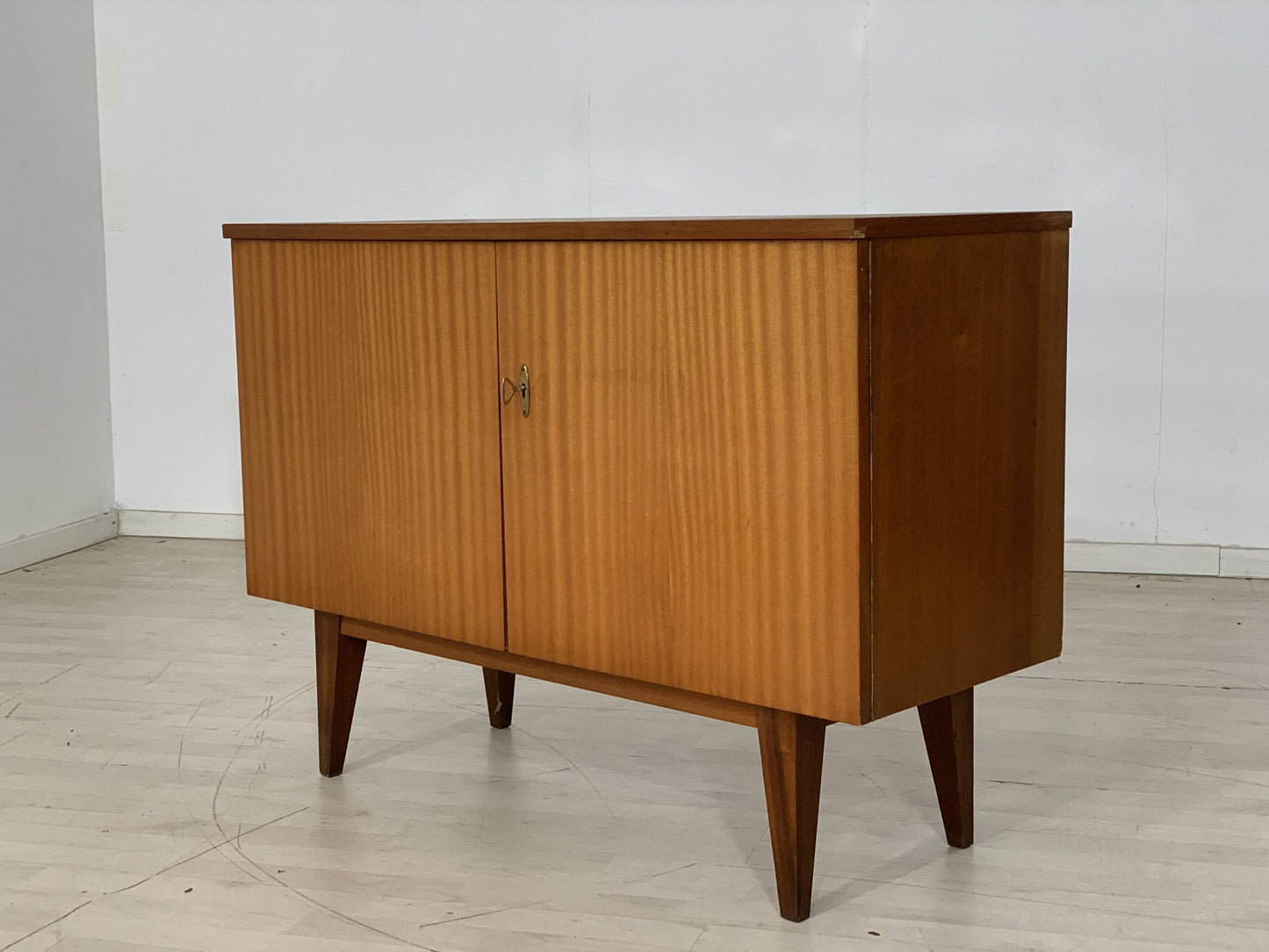 Mid Century Chest of Drawers Sideboard Cabinet Vintage