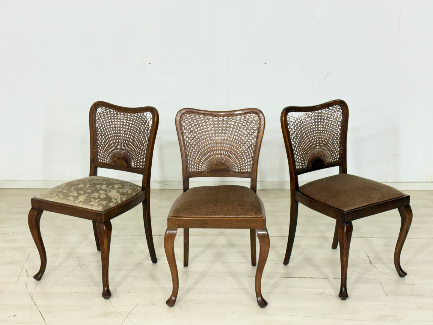3er Set Chippendale Stühle / Antike Esszimmerstühle – um 1920
