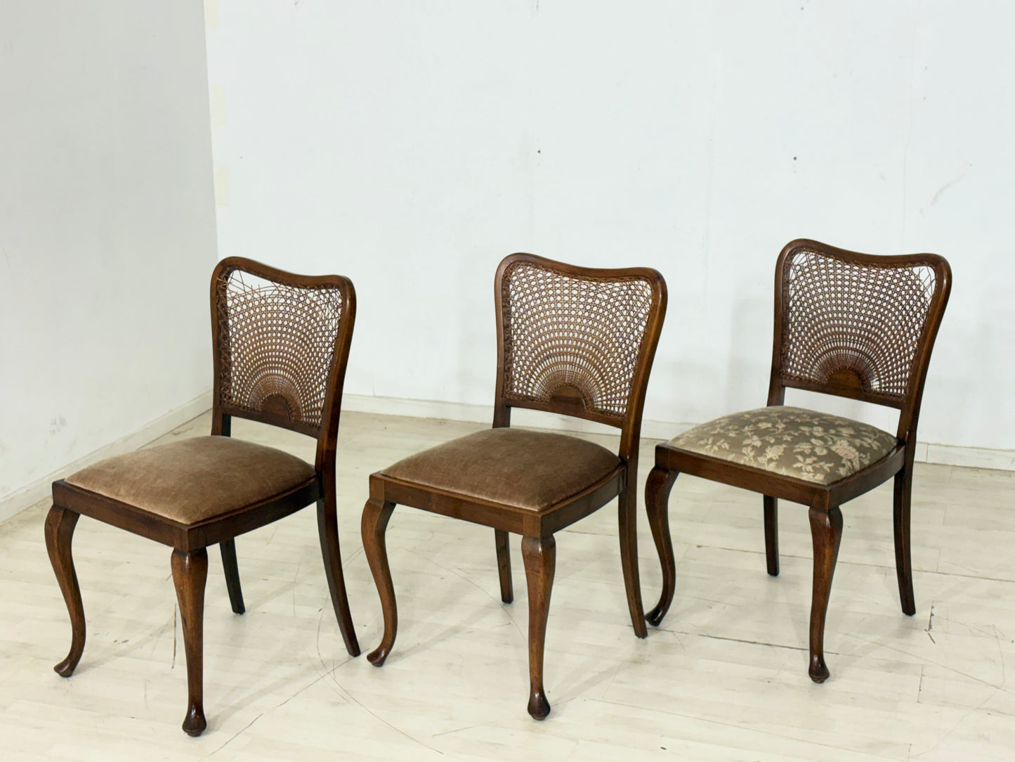 3er Set Chippendale Stühle / Antike Esszimmerstühle – um 1920
