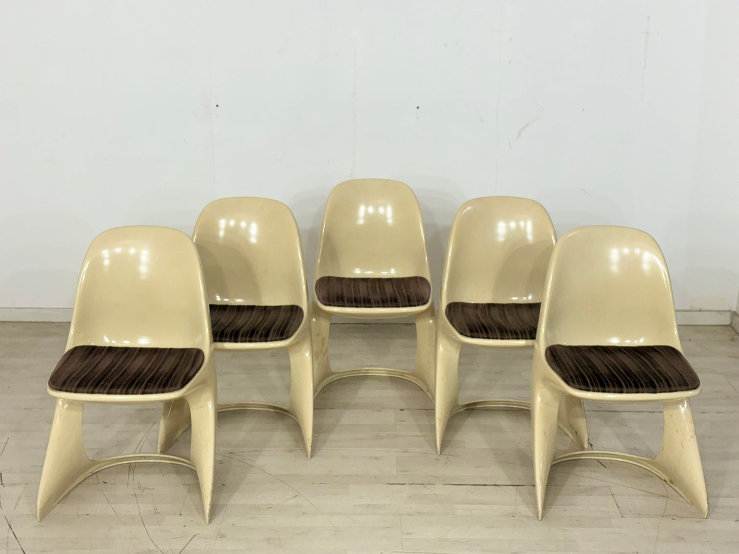 5er Set Casalino Casala Stühle / Vintage Space Age Esszimmerstühle – 70er Jahre