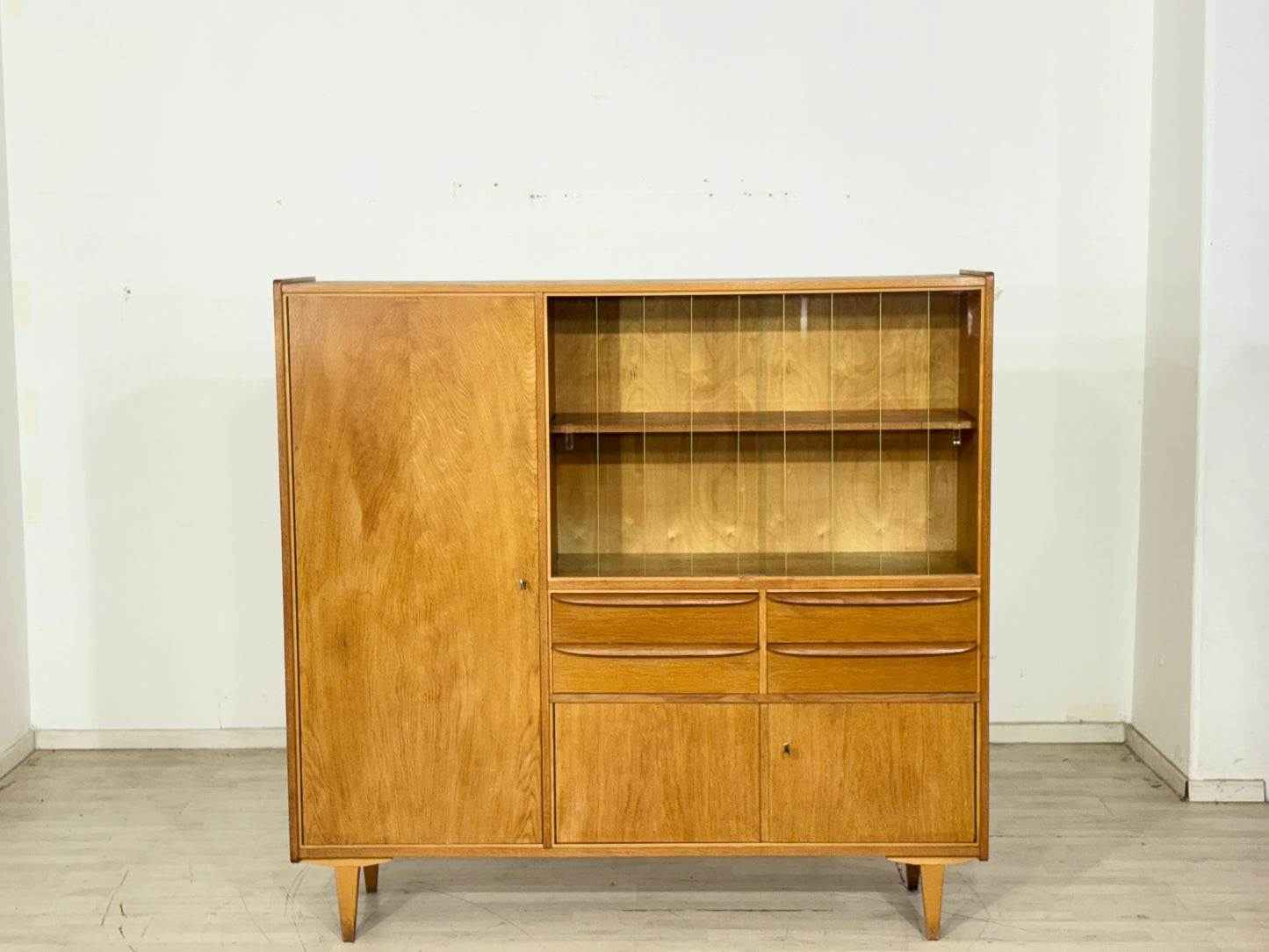Vintage Highboard / Geschirrschrank / Wohnzimmerschrank – 60er Jahre
