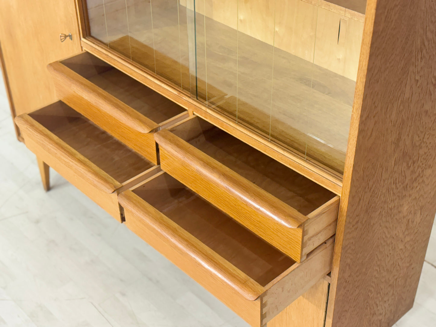 Vintage Highboard / Geschirrschrank / Wohnzimmerschrank – 60er Jahre