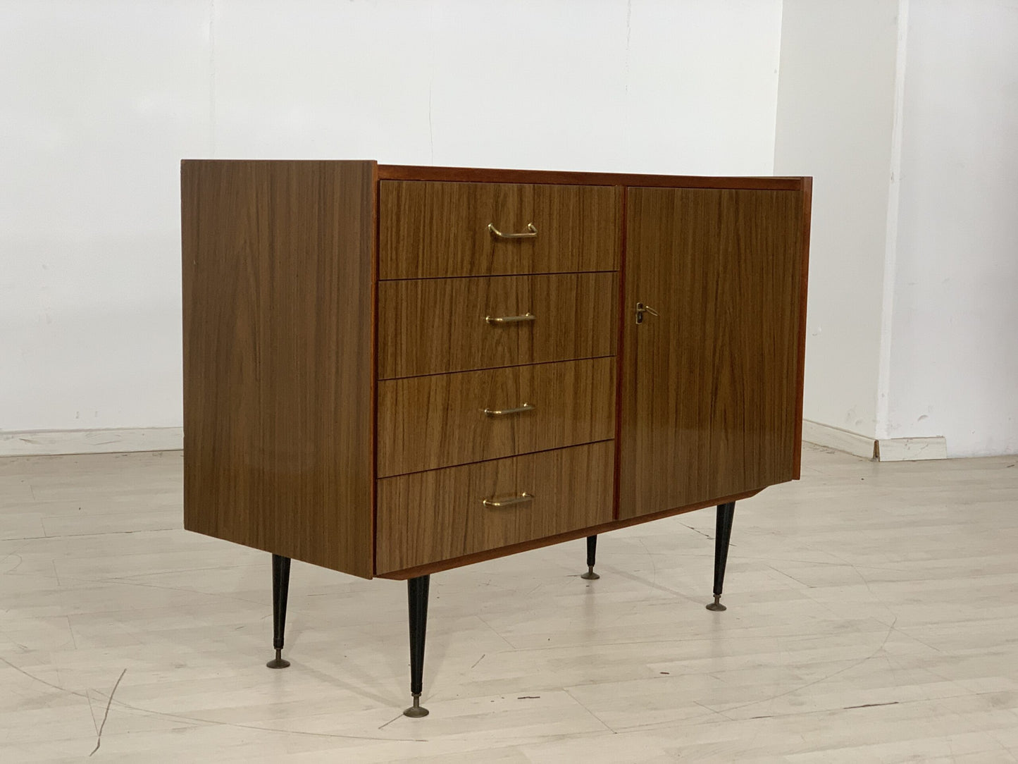 70er Jahre Kommode Anrichte Sideboard Schrank Vintage