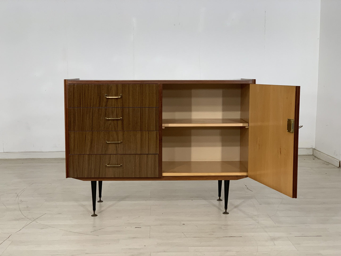 70er Jahre Kommode Anrichte Sideboard Schrank Vintage