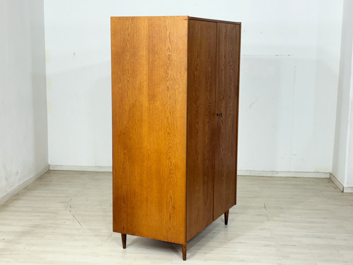 Mid-Century Kleiderschrank / Vintage Kleiderschrank – 60er Jahre