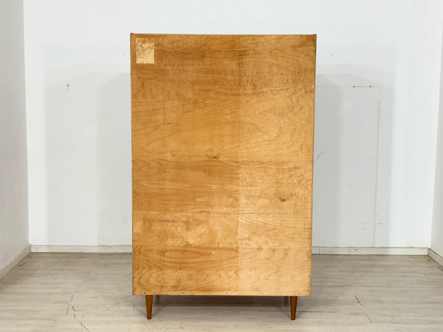 Schöner Mid-Century Kleiderschrank / Vintage Kleiderschrank – 60er Jahre