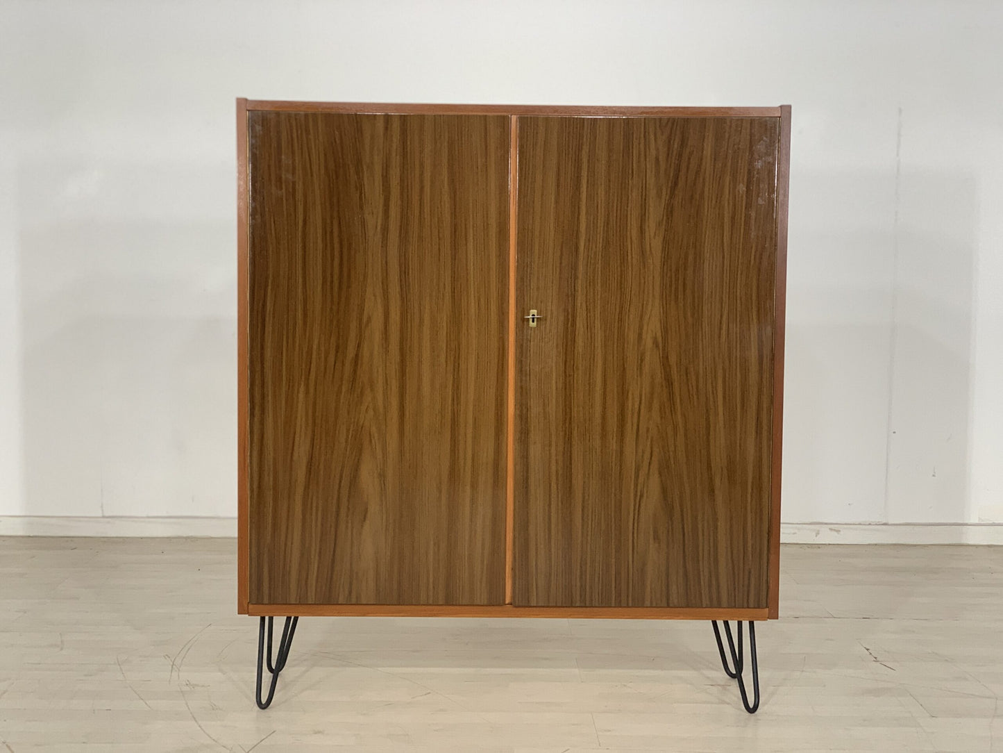 60er Jahre Wäscheschrank Waschkommode Flurschrank Wohnzimmerschrank VINTAGE HIGHBOARD