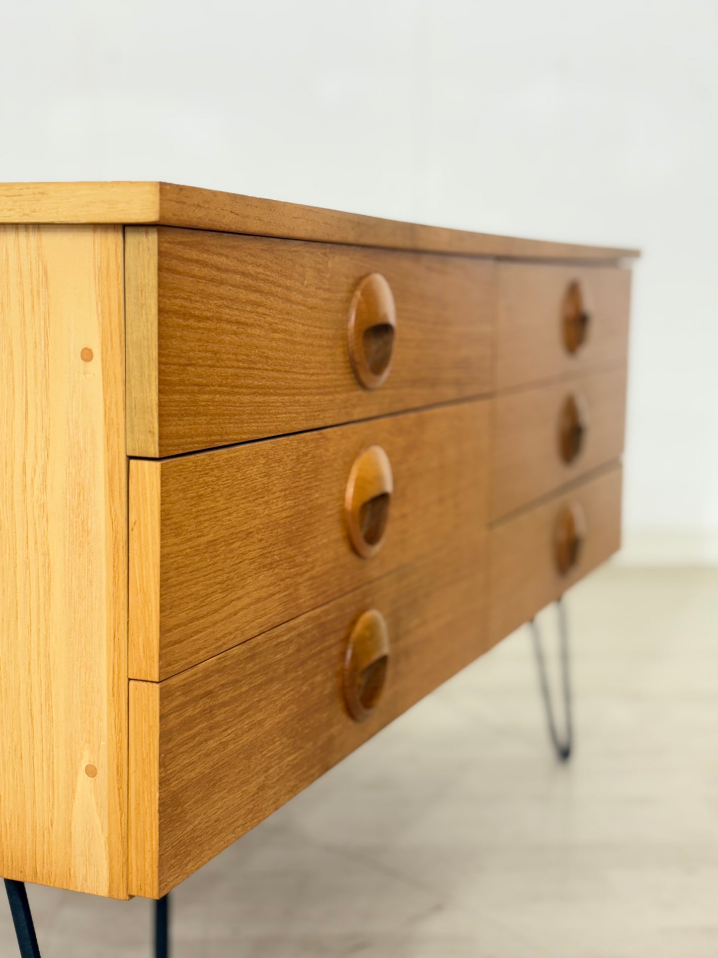 Hellerau Serie 427 Kommode / Mid-Century Sideboard