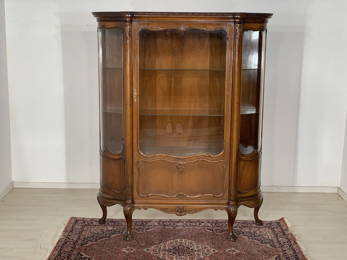 ANTIKE CHIPPENDALE ANRICHTE  VITRINENSCHRANK HIGHBOARD WOHNZIMMERSCHRANK VITRINE UM 1900