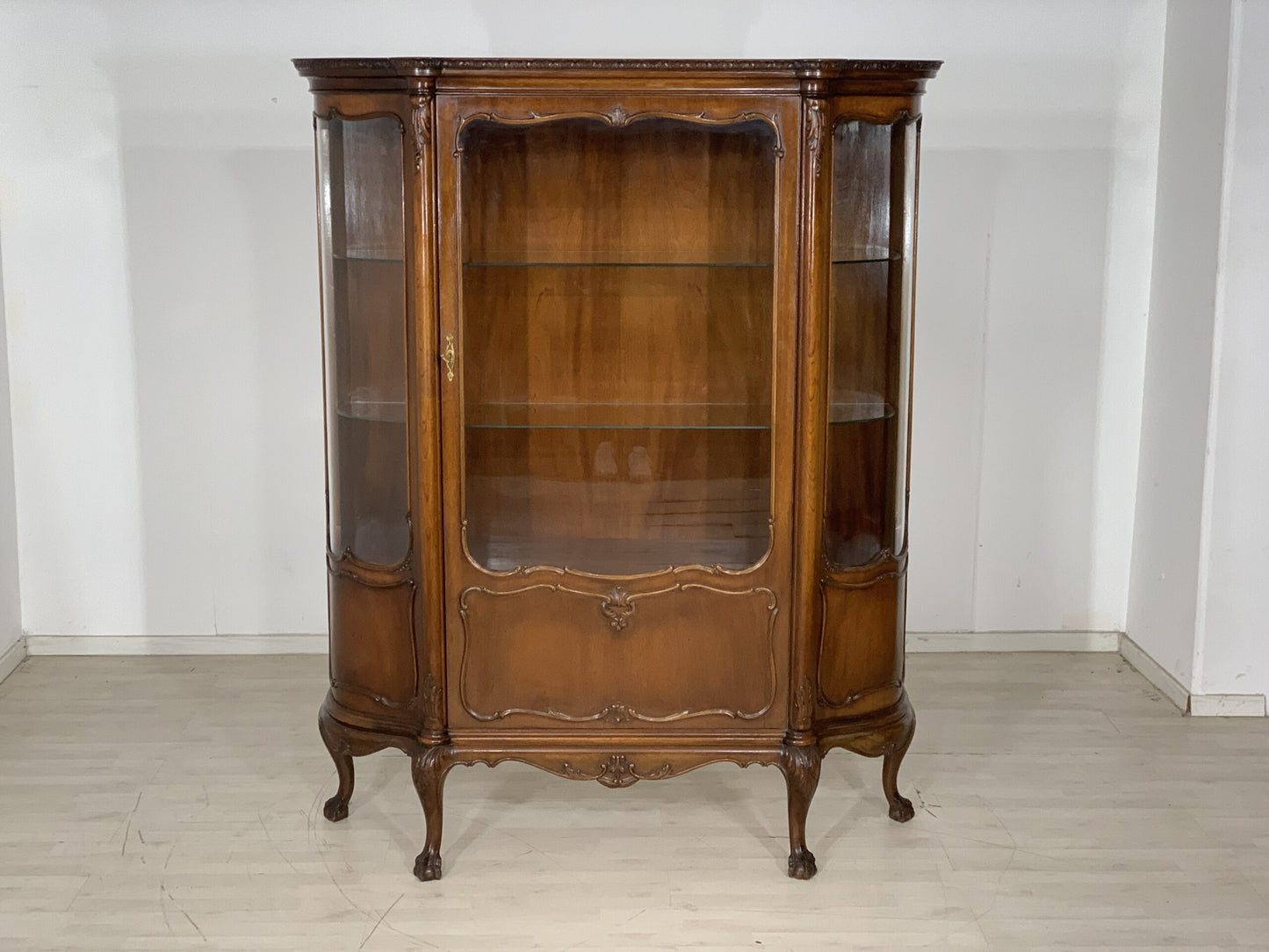 ANTIKE CHIPPENDALE ANRICHTE  VITRINENSCHRANK HIGHBOARD WOHNZIMMERSCHRANK VITRINE UM 1900