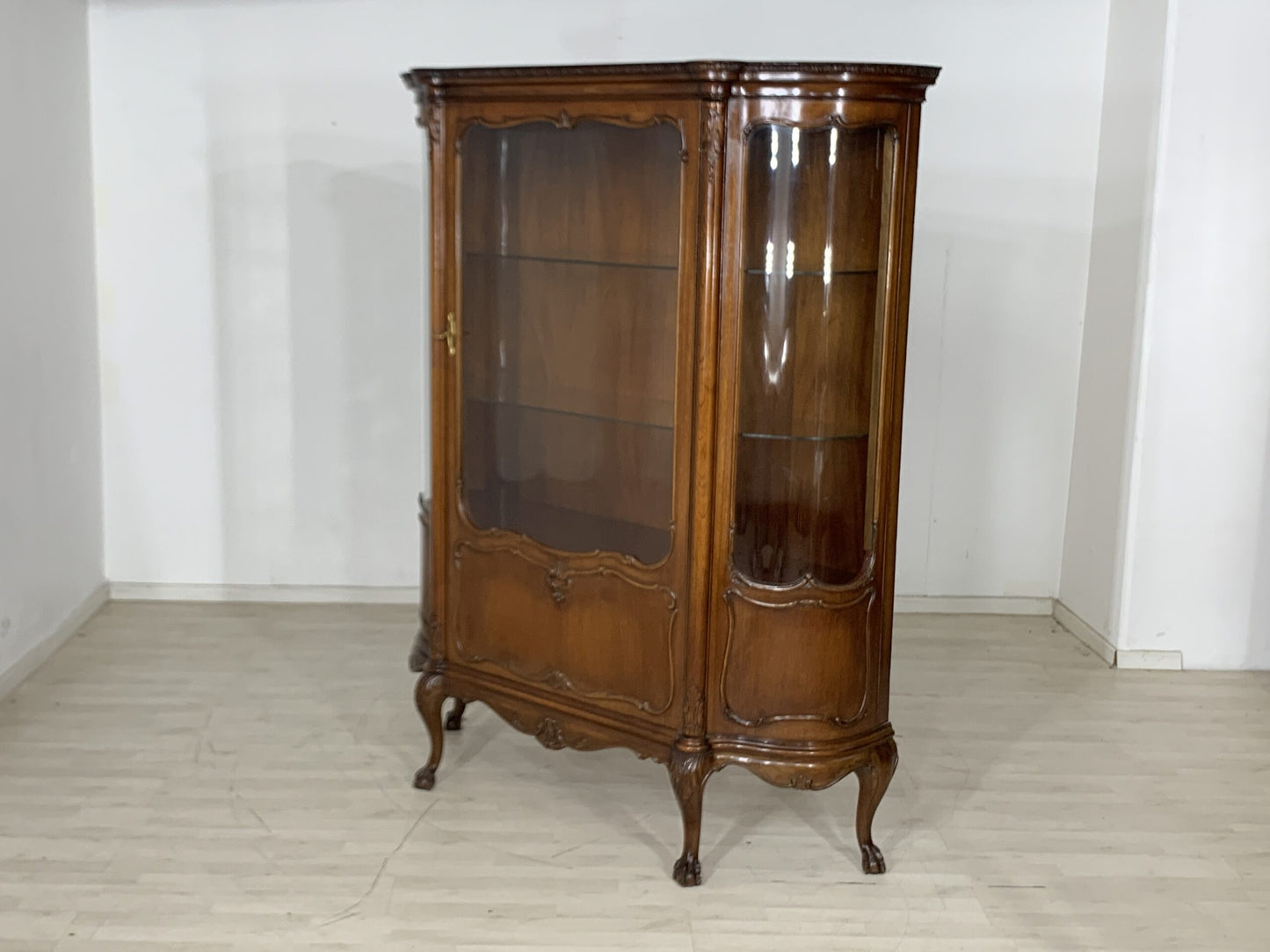 ANTIKE CHIPPENDALE ANRICHTE  VITRINENSCHRANK HIGHBOARD WOHNZIMMERSCHRANK VITRINE UM 1900