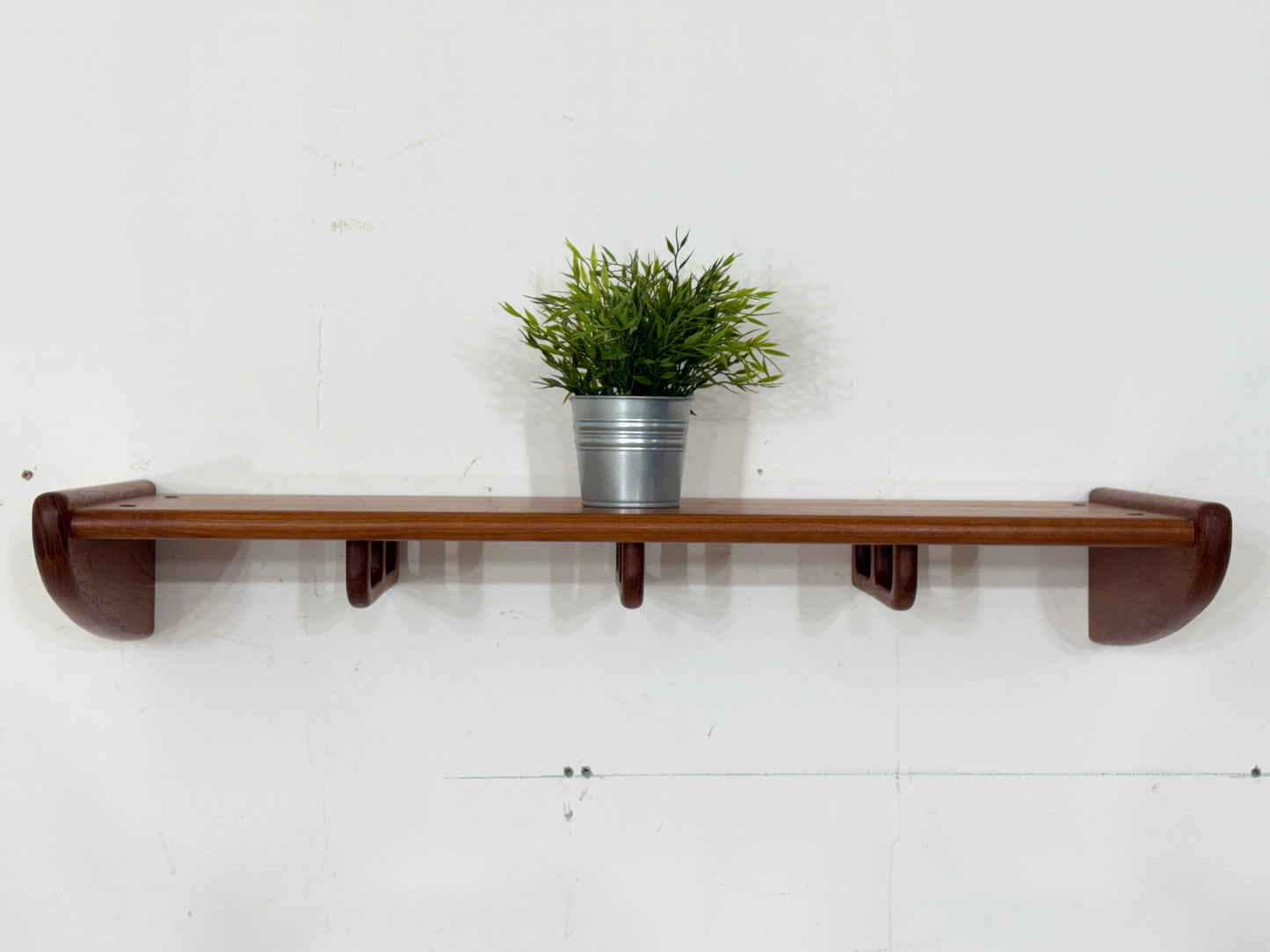 Teak Wandgarderobe / Kleiderständer – Mid-Century Design