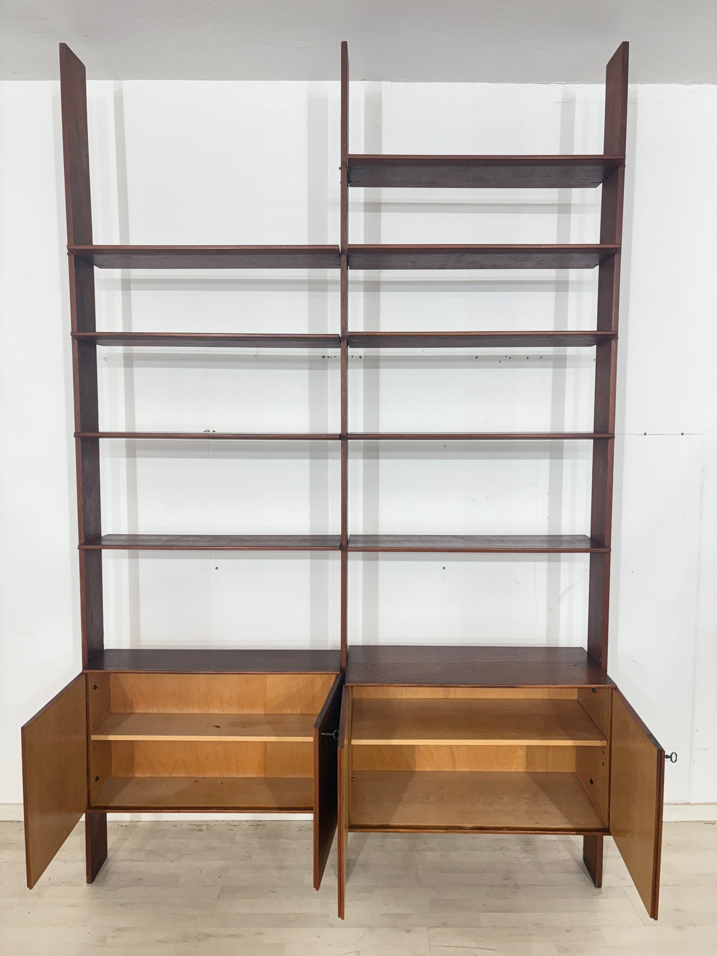 Mid-Century Teak Freischwinger / Wandregal / Regalsystem 60er Jahre