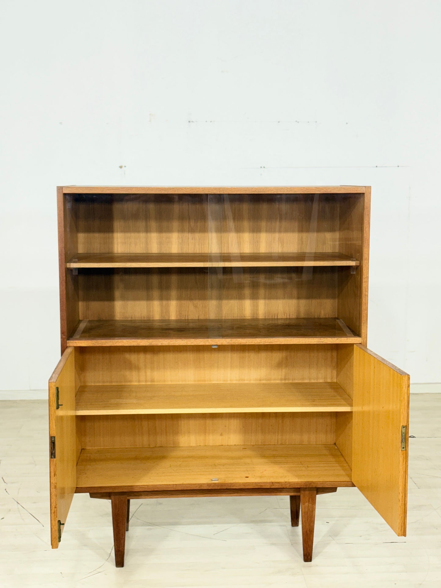 Vintage Hellerau Highboard Wäscheschrank Schrank Geschirrschrank