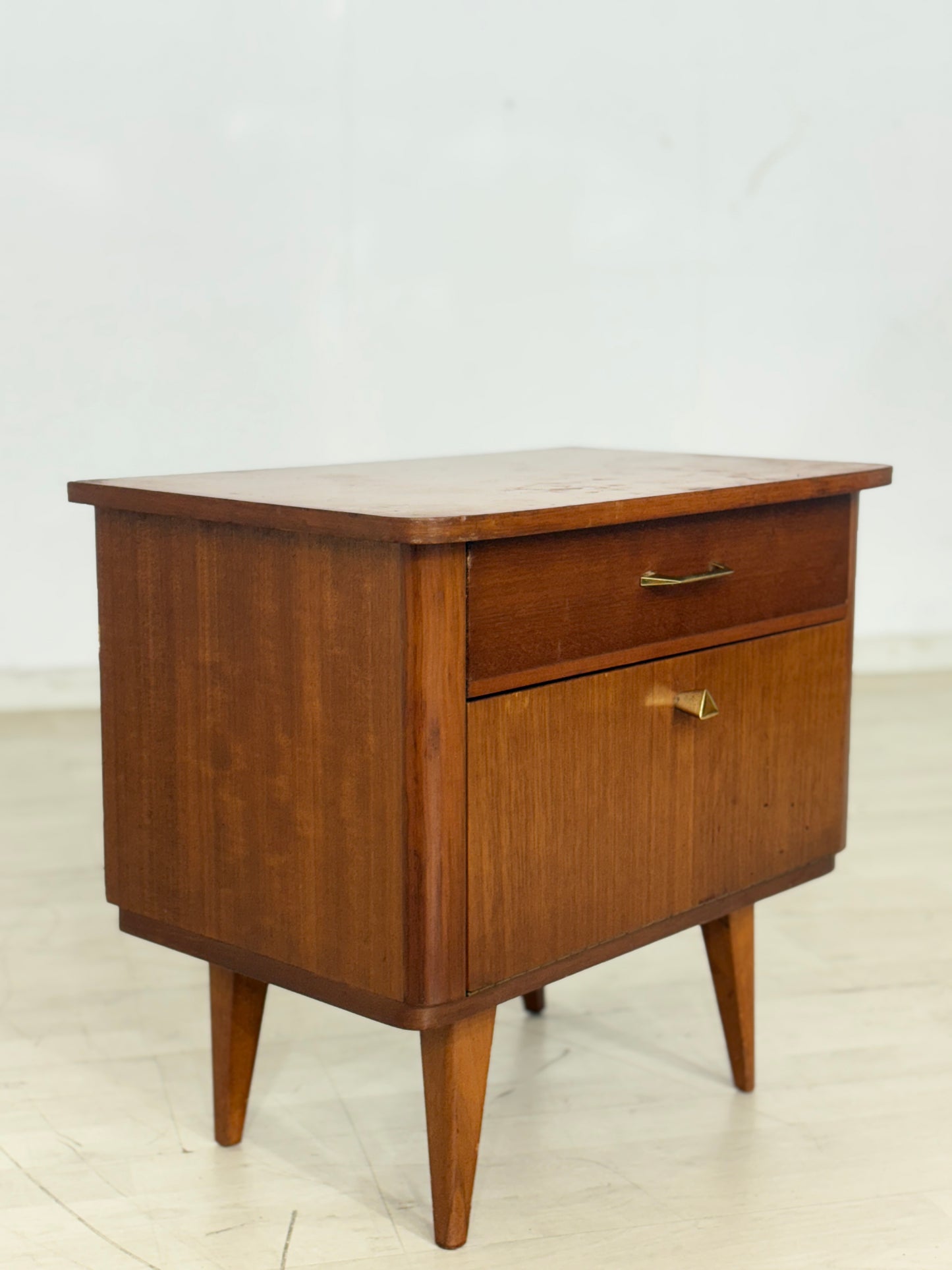 Mid Century Nachttisch Nachtschrank Beistelltisch Vintage