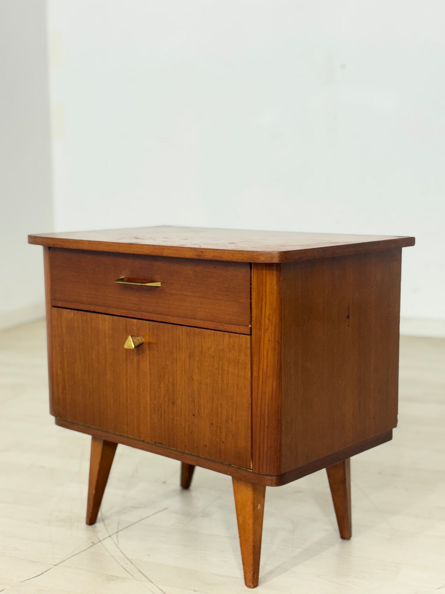 Mid Century Nachttisch Nachtschrank Beistelltisch Vintage