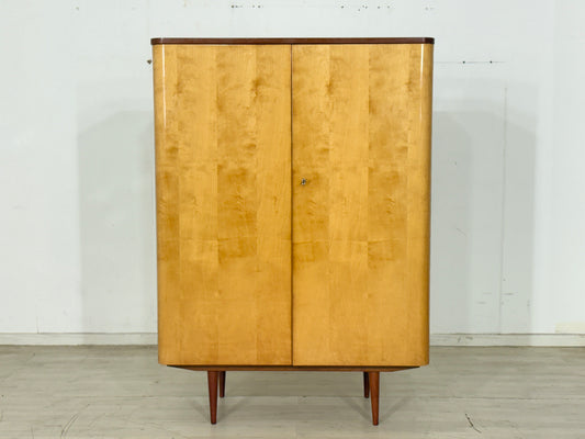 Stilvoller Mid-Century Kleiderschrank / 60er Jahre Wäscheschrank / Vintage Kleiderschrank