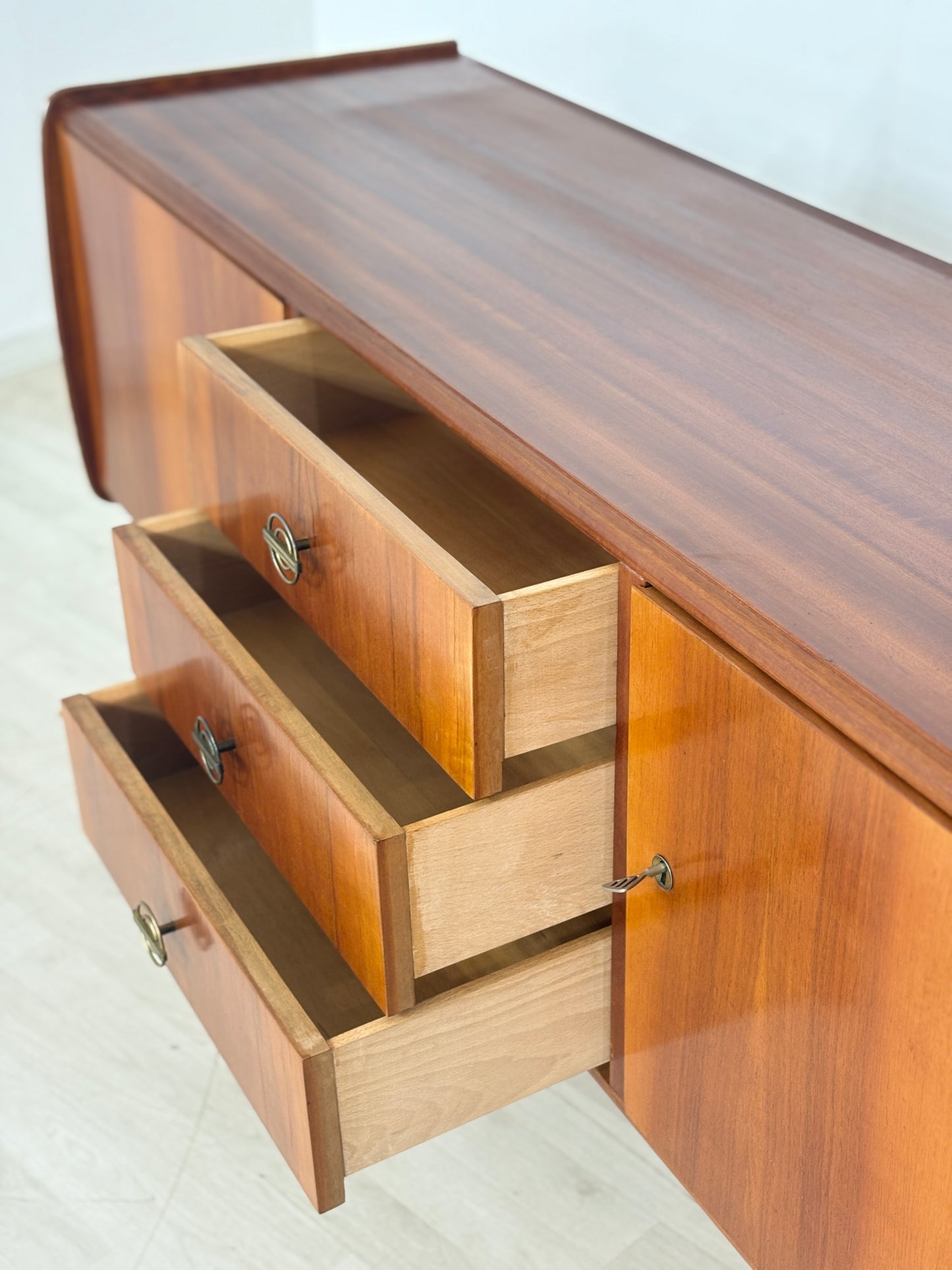 Mid Century Sideboard / 60er Jahre Lowboard / Vintage Sideboard / Kommode