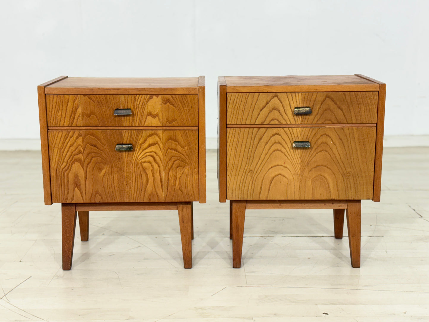 2x Vintage Nachttische / Mid Century Nachtschränke / Vintage Nachttische