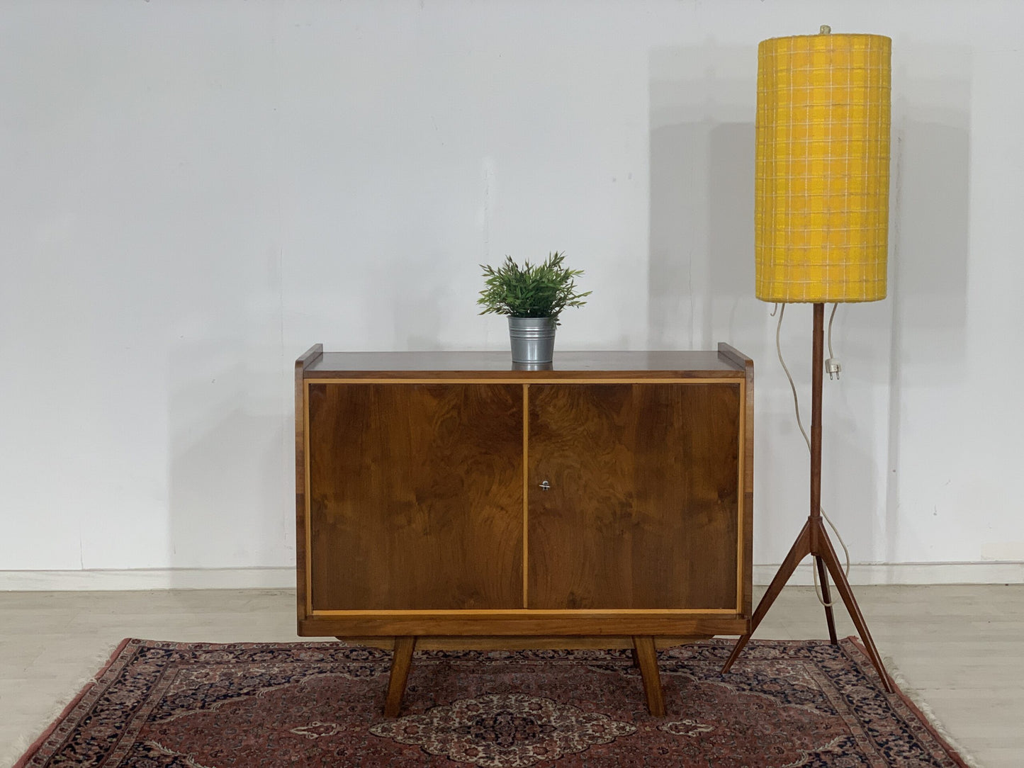 Buffet des années 60, commode, meuble de salon, meuble de salle à manger, vintage