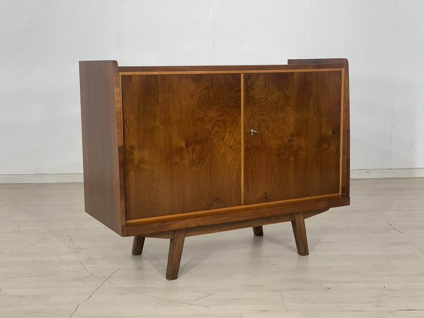 60er Jahre Anrichte Kommode Sideboard Wohnzimmerschrank Esszimmerschrank Vintage