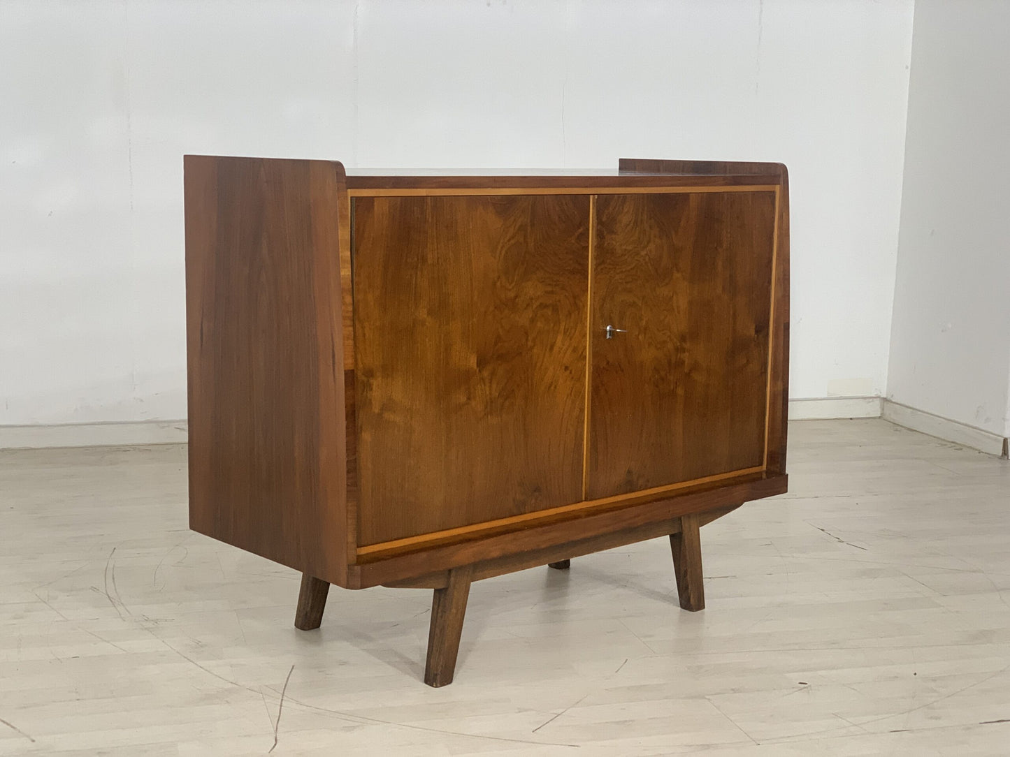 60er Jahre Anrichte Kommode Sideboard Wohnzimmerschrank Esszimmerschrank Vintage