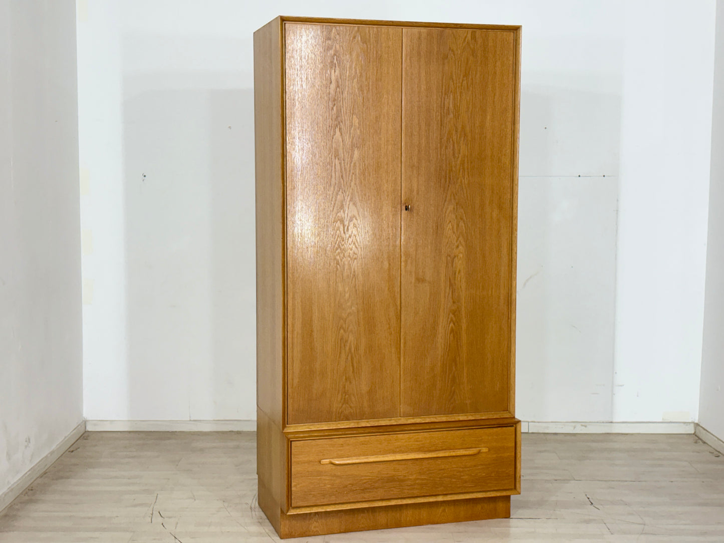 Vintage Holz Kleiderschrank Waschkommode Wäscheschrank Schrank