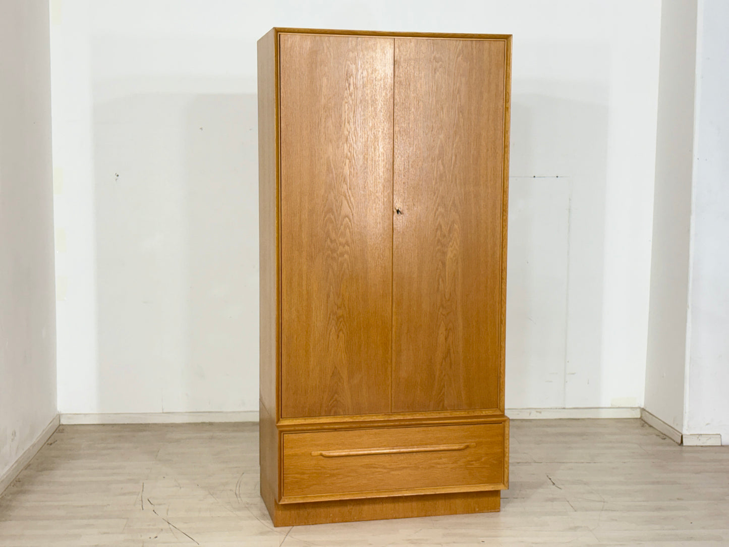 Vintage Holz Kleiderschrank Waschkommode Wäscheschrank Schrank