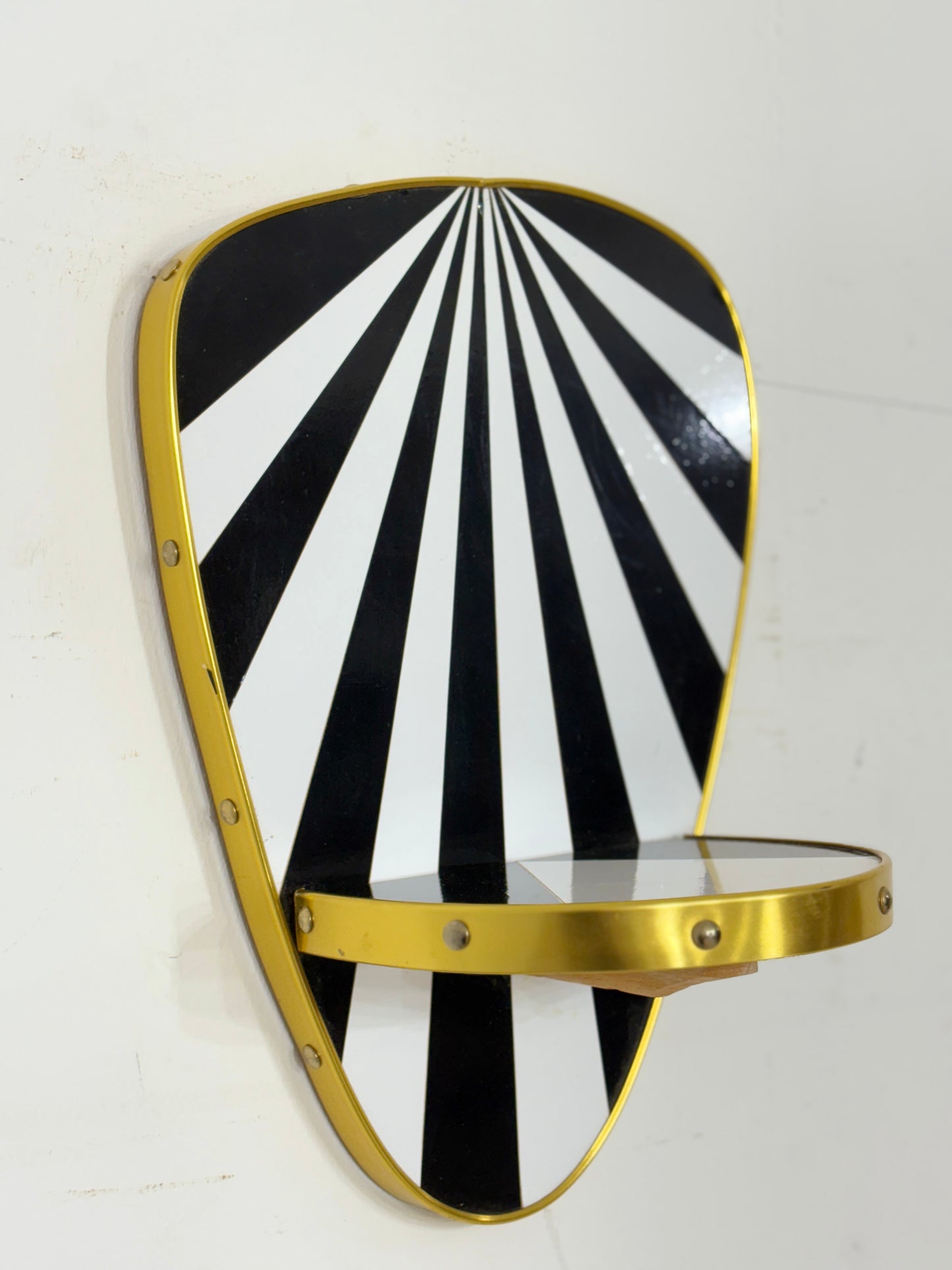 Mid-Century Wandtisch Wandregal Beistelltisch Nierentisch