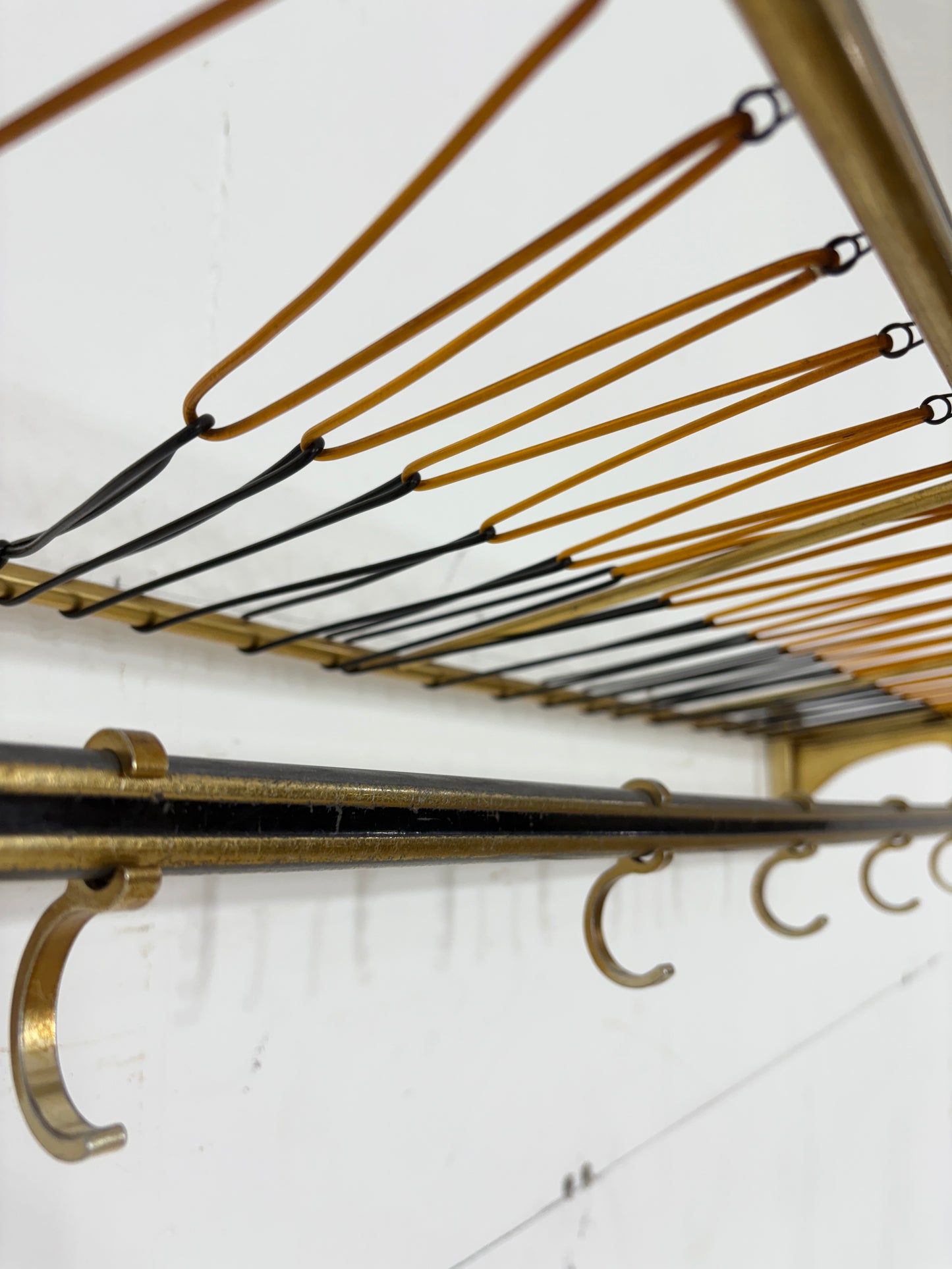 Mid Century Garderobe Garderobenanhänger Jackenständer Vintage Wandregal