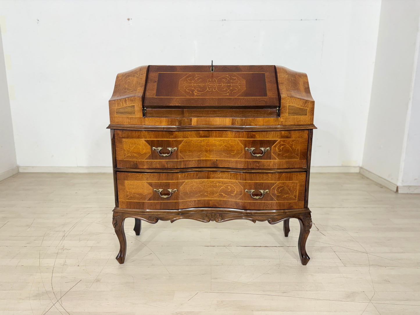 Barock Stil-Schreibtisch / Sekretär mit Intarsien um 1800 / Sekretärtisch / Schreibtisch