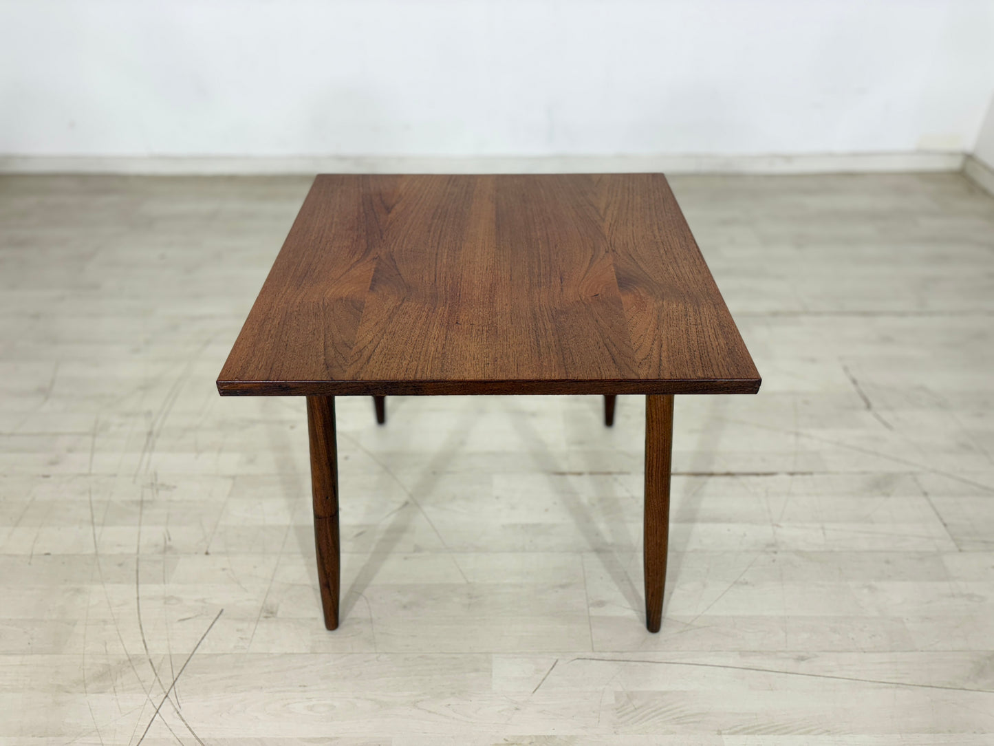 Mid-Century Teak Beistelltisch / Vintage Teak Couchtisch / 60er Jahre Teak Beistelltisch / Danish Teak Couchtisch