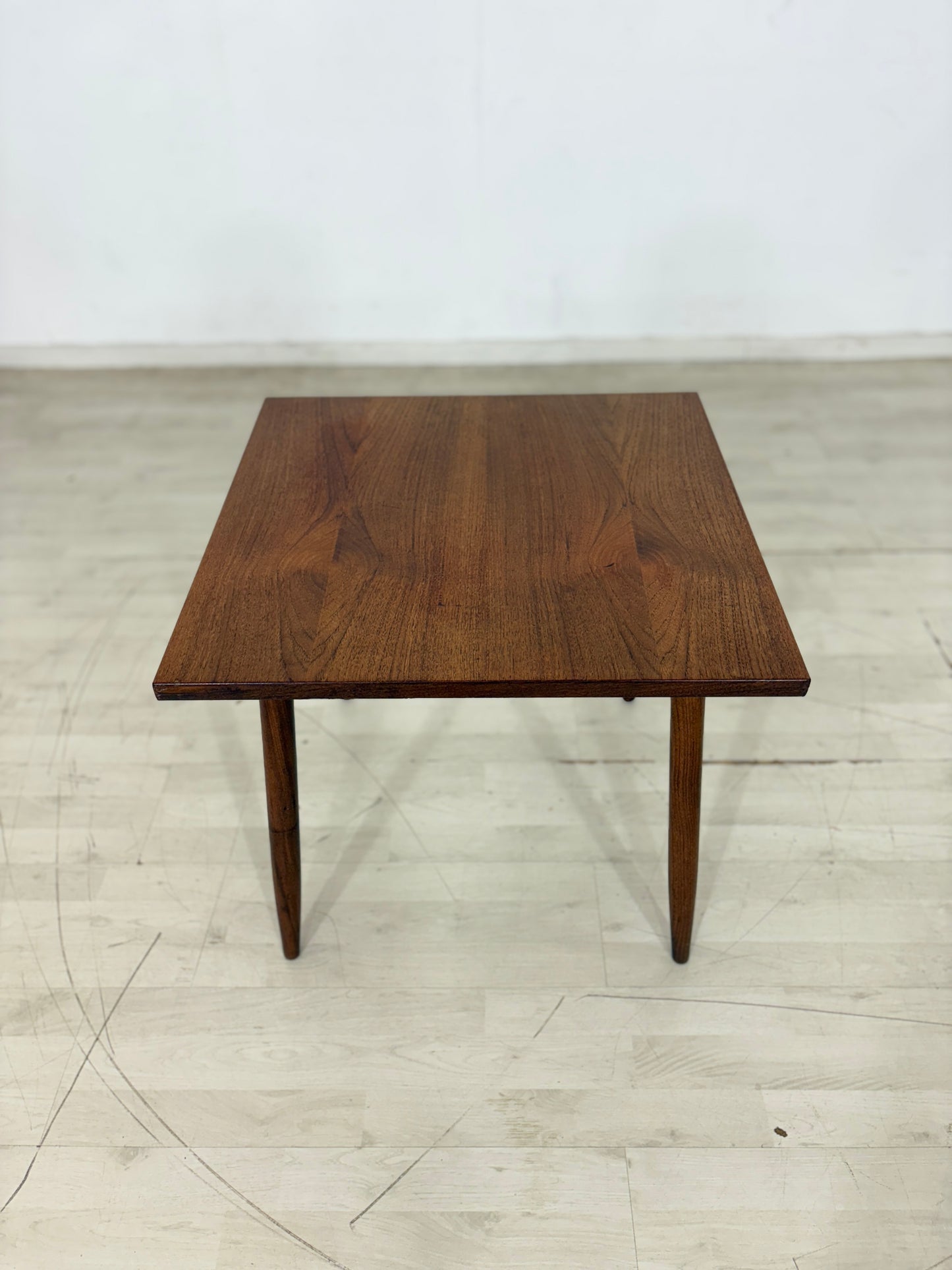 Mid-Century Teak Beistelltisch / Vintage Teak Couchtisch / 60er Jahre Teak Beistelltisch / Danish Teak Couchtisch