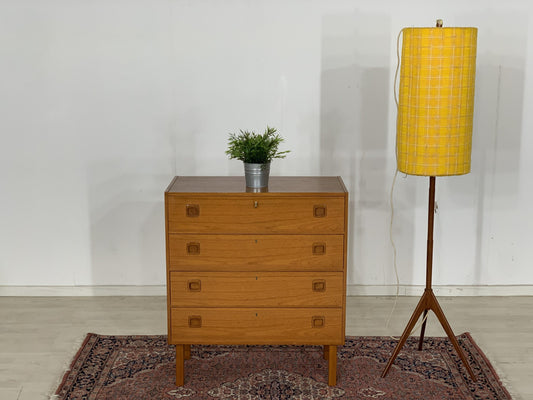 TEAK CHEST OF DRAWERS