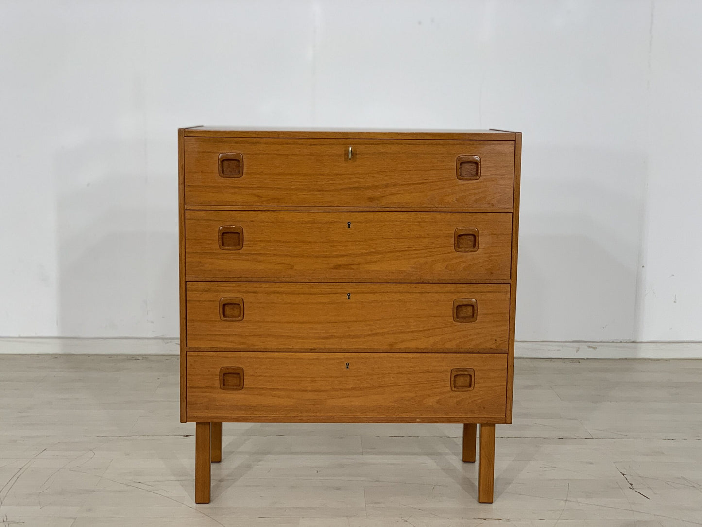 MID CENTURY TEAK KOMMODE ANRICHTE SCHRANK WASCHKOMMODE VINTAGE