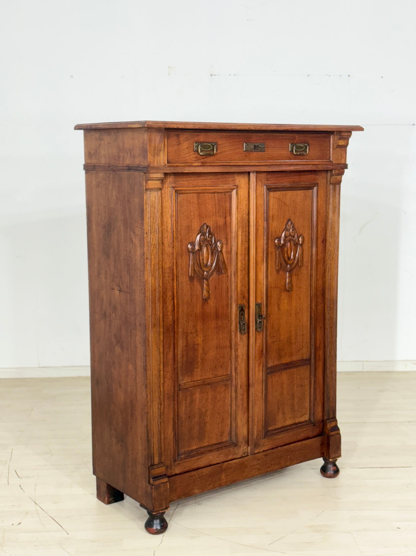 Antik Gründerzeit Vertiko Schrank Wohnzimmerschrank Flurschrank Wäscheschrank um 1900