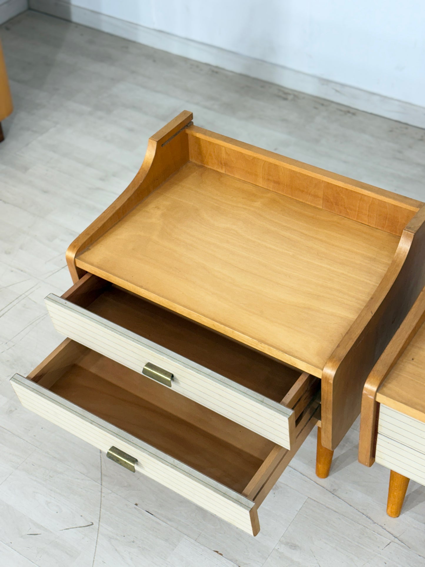 2x Mid Century Nachttische Nachtschränke Beistelltisch Kommode Vintage