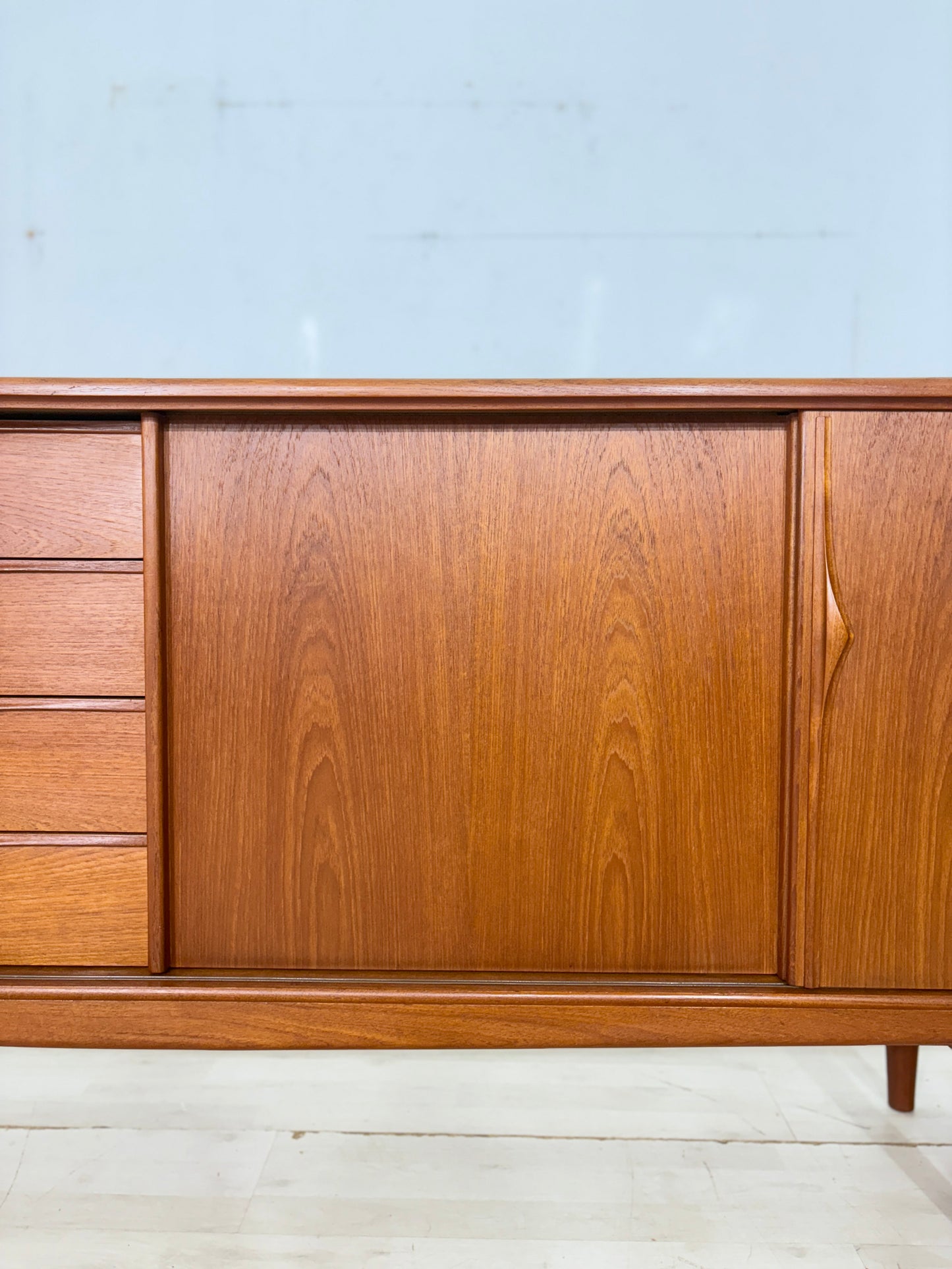 Exquisites Mid-Century Teak Sideboard von Heinrich Riestenpatt – RT Möbel Modell RT272