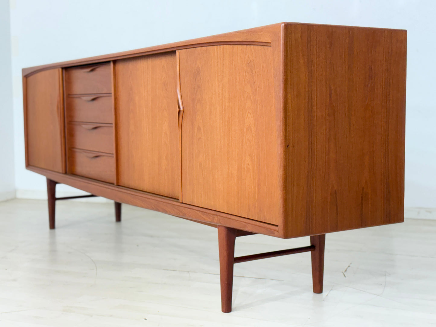 Exquisites Mid-Century Teak Sideboard von Heinrich Riestenpatt – RT Möbel Modell RT272