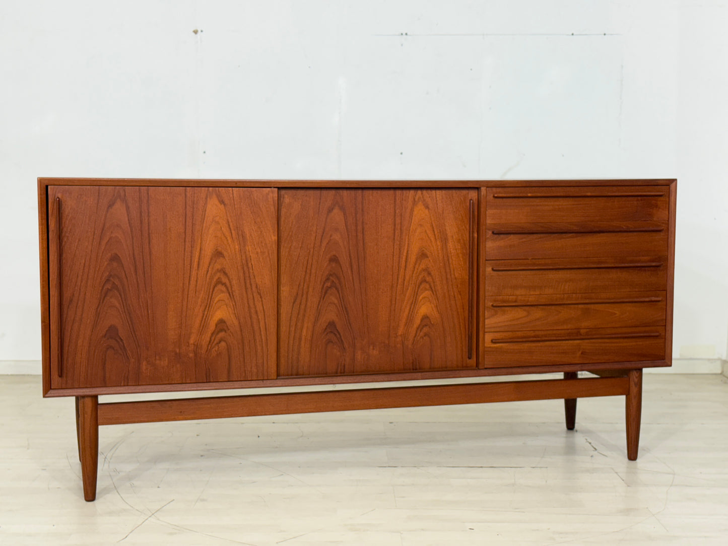 Dänisches Teak Sideboard von HP Hansen – Mid-Century Wohnzimmerschrank aus den 60er Jahren