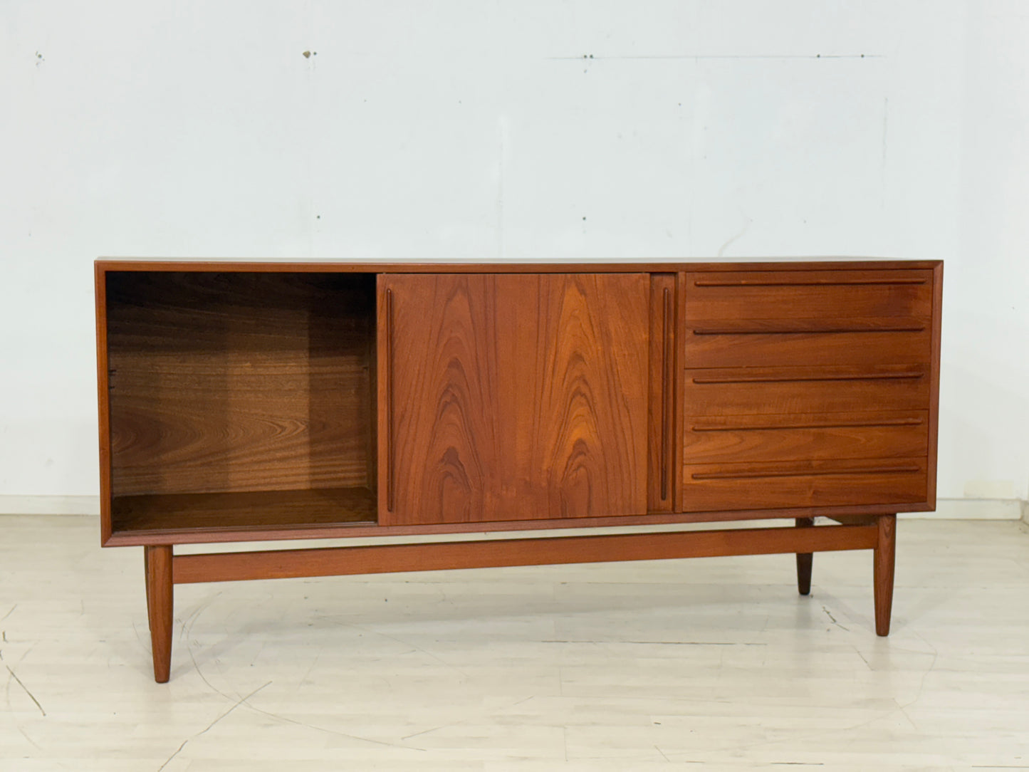 Dänisches Teak Sideboard von HP Hansen – Mid-Century Wohnzimmerschrank aus den 60er Jahren
