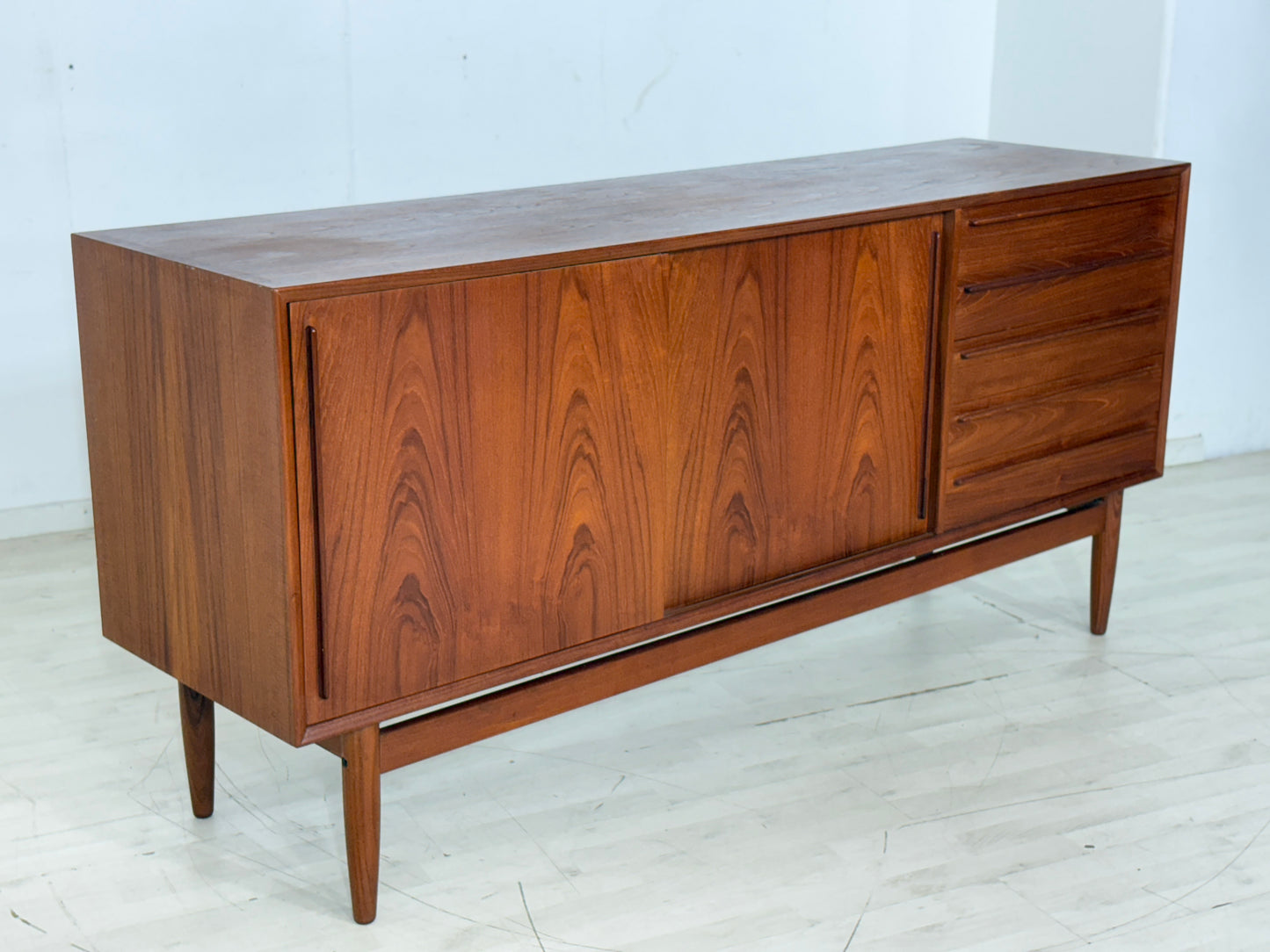 Dänisches Teak Sideboard von HP Hansen – Mid-Century Wohnzimmerschrank aus den 60er Jahren
