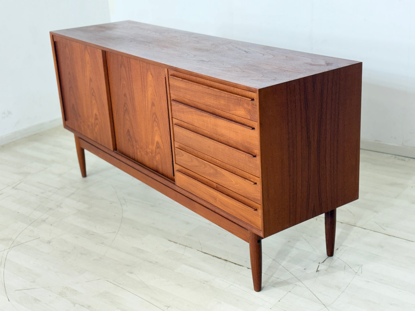 Dänisches Teak Sideboard von HP Hansen – Mid-Century Wohnzimmerschrank aus den 60er Jahren