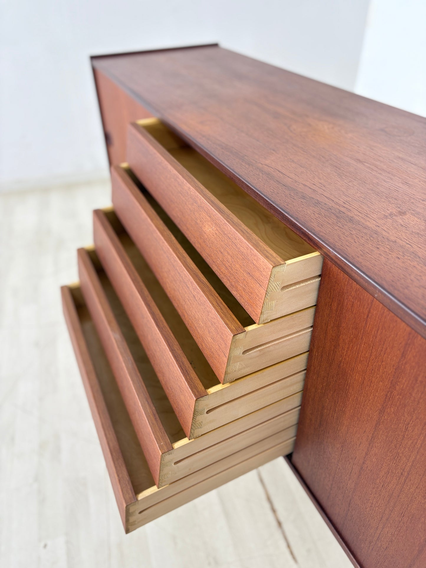 Skandinavisches Design - Hugo Troeds / Teak Sideboard / Vintage Sideboard / 60er Jahre Sideboard