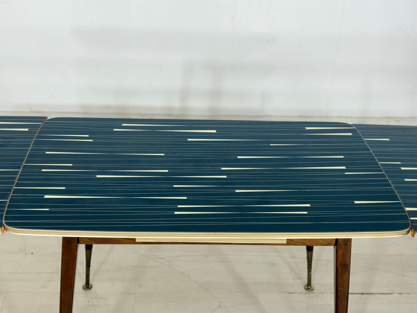 Sehr schöner Vintage Esstisch ausziehbarer Tisch Glastisch Mid Century