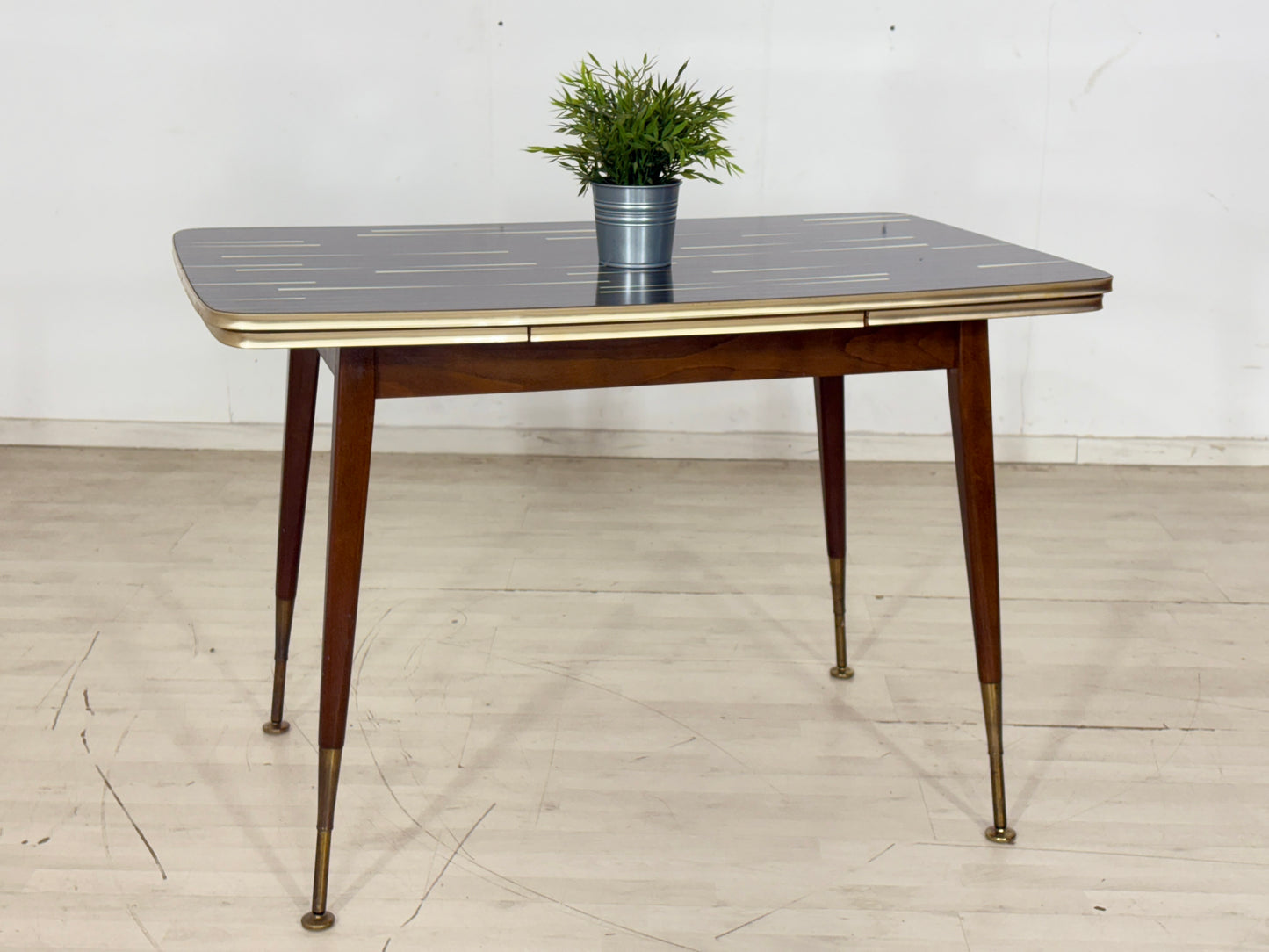 Sehr schöner Vintage Esstisch ausziehbarer Tisch Glastisch Mid Century