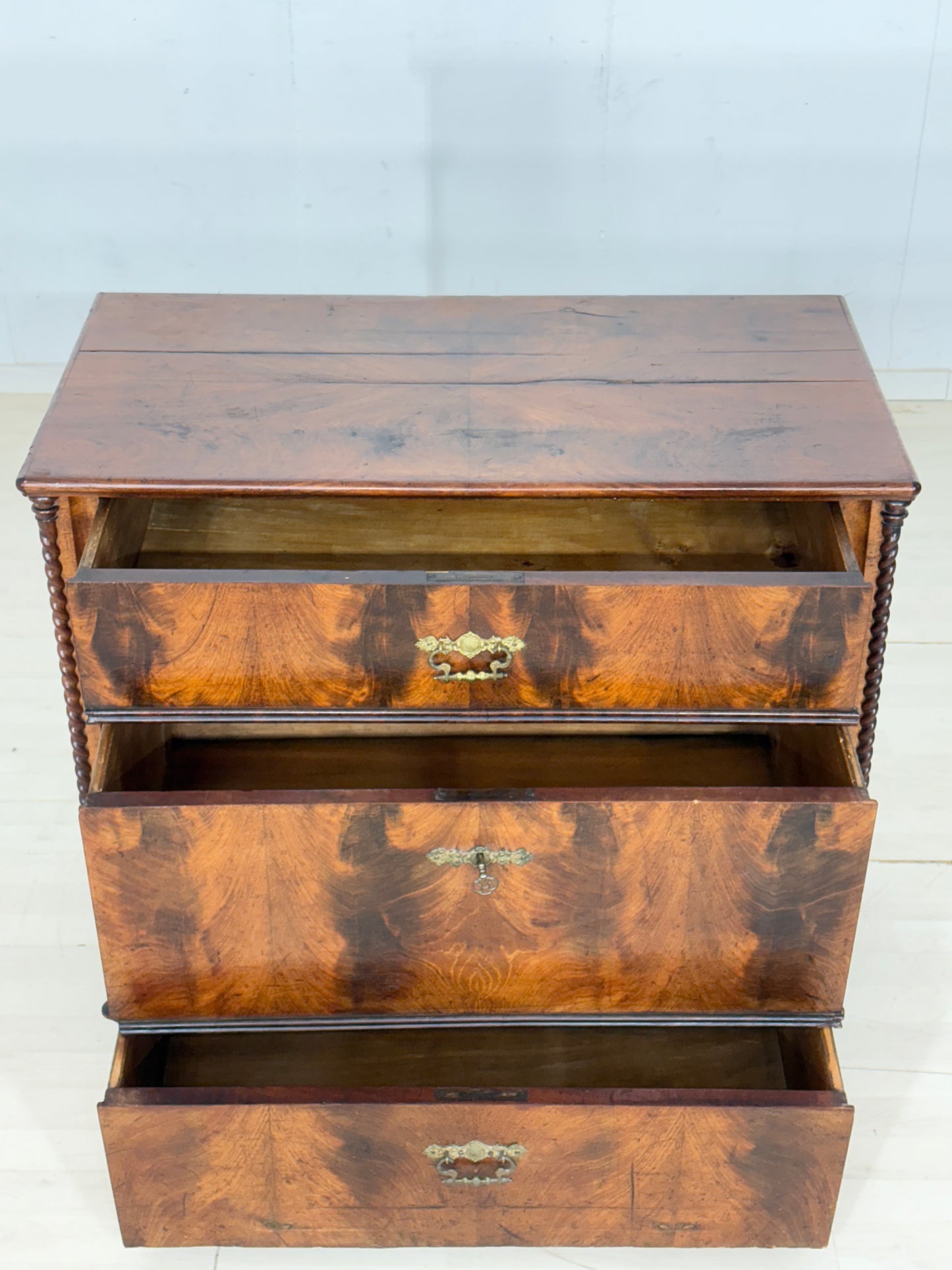 Sehr schöner Biedermeier Kommode Schrank Wohnzimmerschrank Waschkommode um 1900