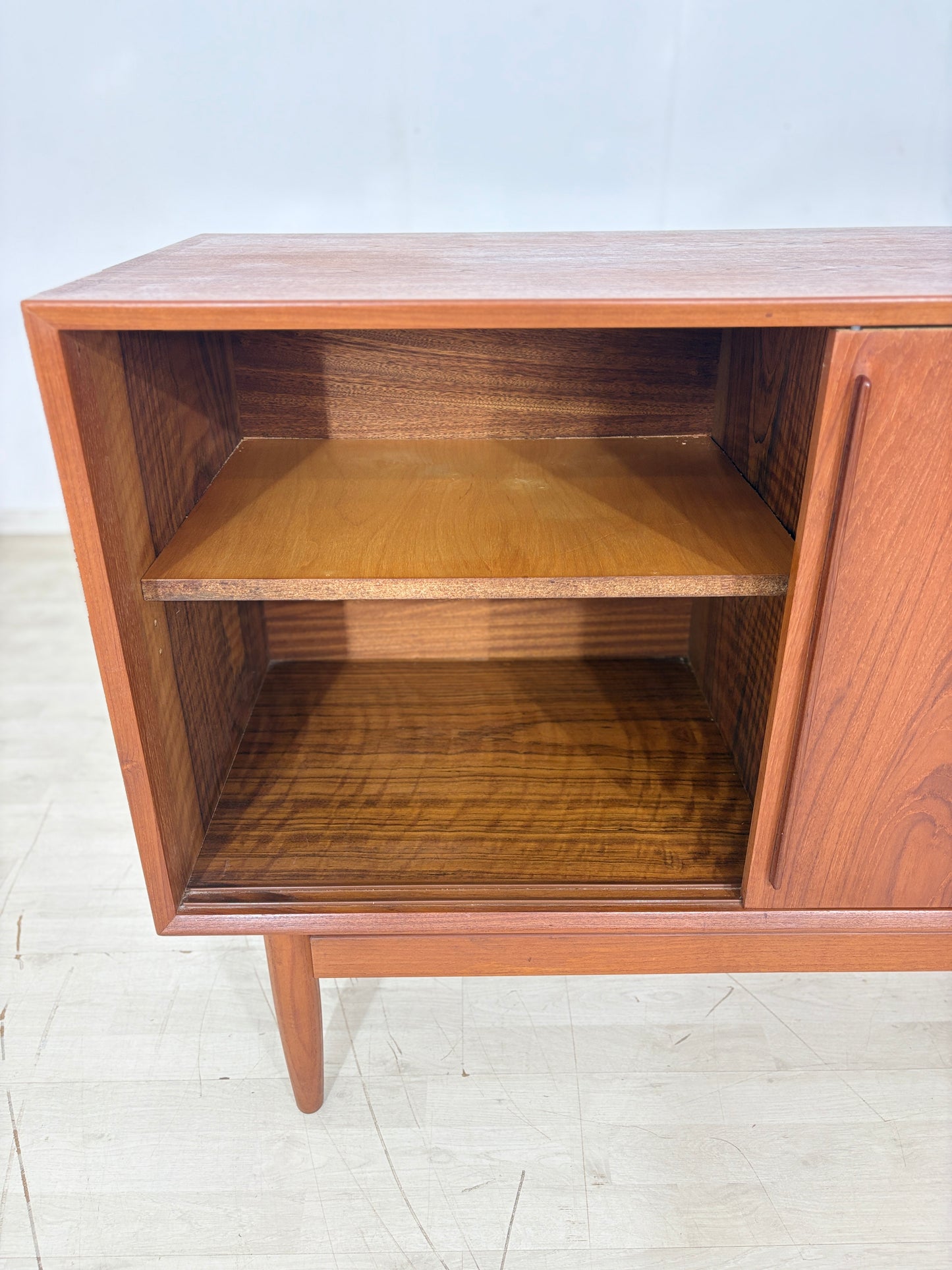 Dänisches Teak Sideboard von HP Hansen – Mid-Century Wohnzimmerschrank aus den 60er Jahren
