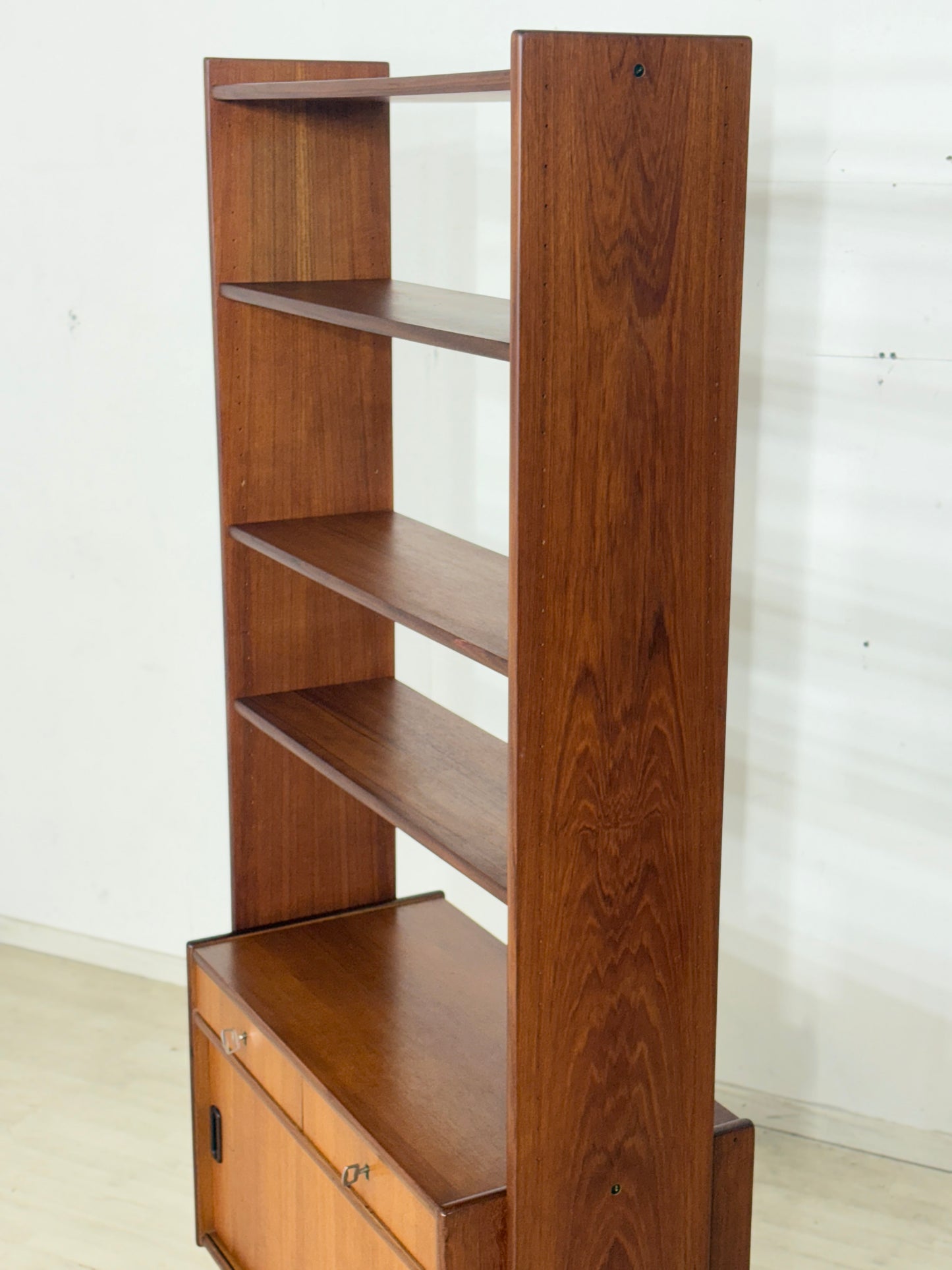 Mid-Century Teak Regalsystem / Teak Bücherregal / 60er Jahre Highboard / Vintage Wandregal / Mid Century Teak Regal